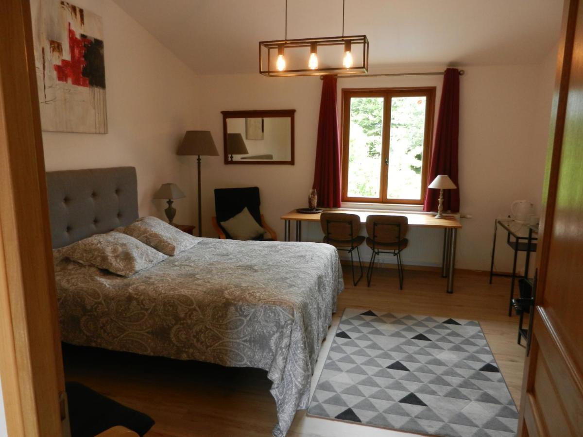 Hotel Les Charmilles De Mormal Landrecies Luaran gambar