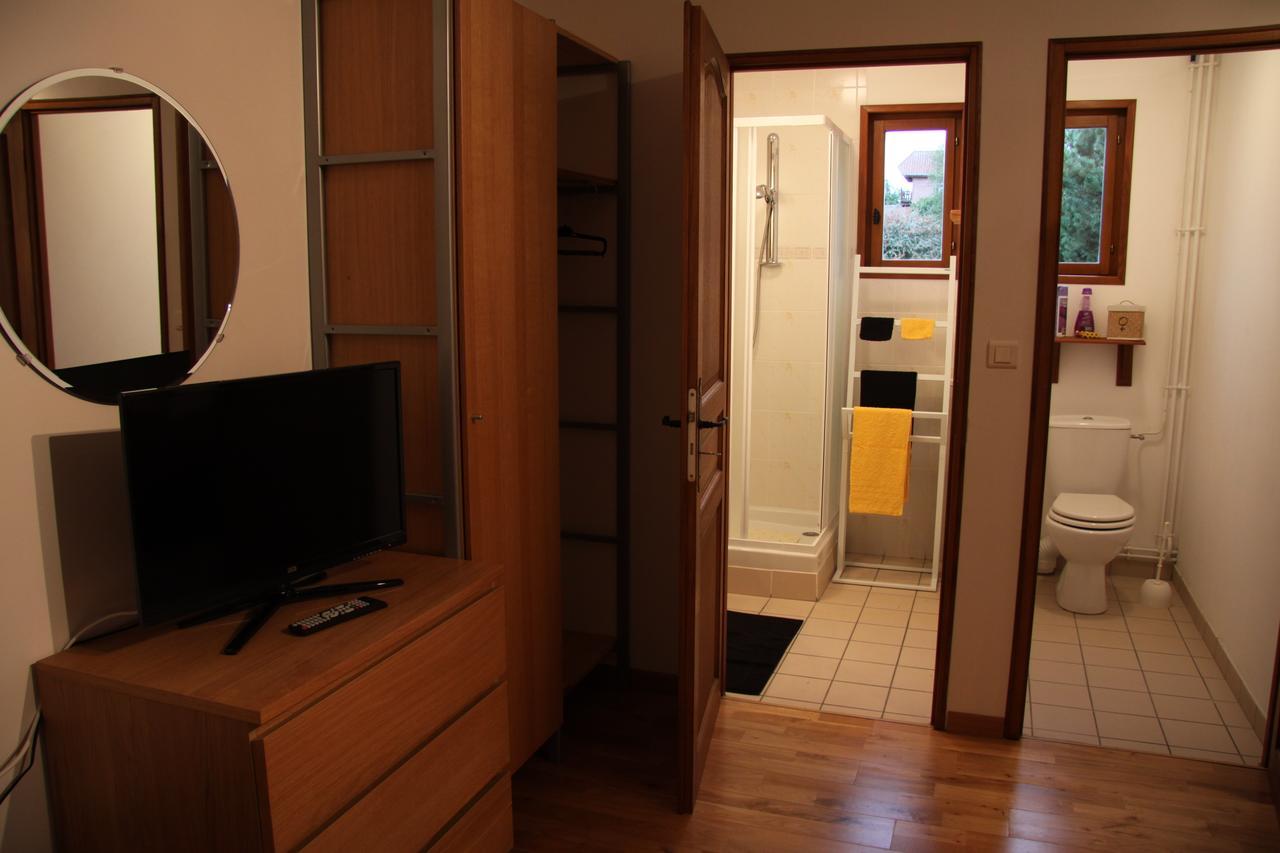 Hotel Les Charmilles De Mormal Landrecies Bilik gambar