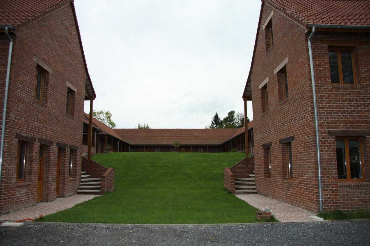 Hotel Les Charmilles De Mormal Landrecies Luaran gambar